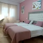 Resort Suites Vecindario فندق مبيت وإفطار مْبيسينداريو