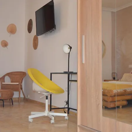 Resort Suites Vecindario Frühstückspension 3*