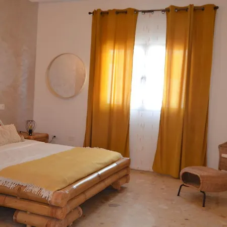 Frühstückspension Resort Suites Vecindario 3*