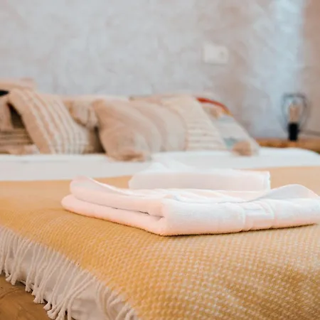 فندق مبيت وإفطار Resort Suites Vecindario مْبيسينداريو